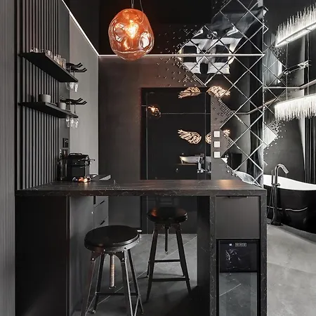 Nadmotlawie Hollywood Jacuzzi By Downtown 아파트호텔 4*