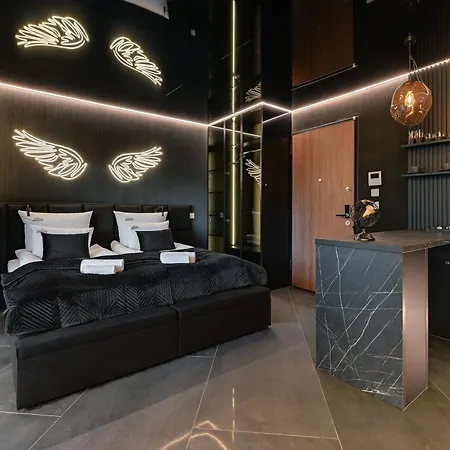 Nadmotlawie Hollywood Jacuzzi By Downtown Lejlighedshotel Gdańsk