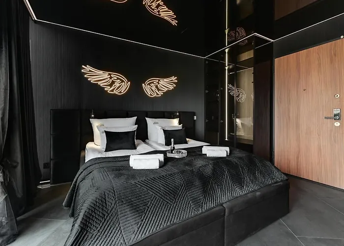 Nadmotlawie Hollywood Jacuzzi By Downtown 아파트호텔