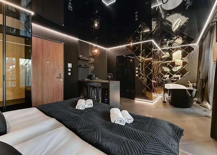 Nadmotlawie Hollywood Jacuzzi By Downtown 아파트호텔 4*