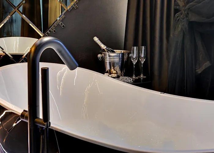 Nadmotlawie Hollywood Jacuzzi By Downtown Apartmanhotel Gdańsk